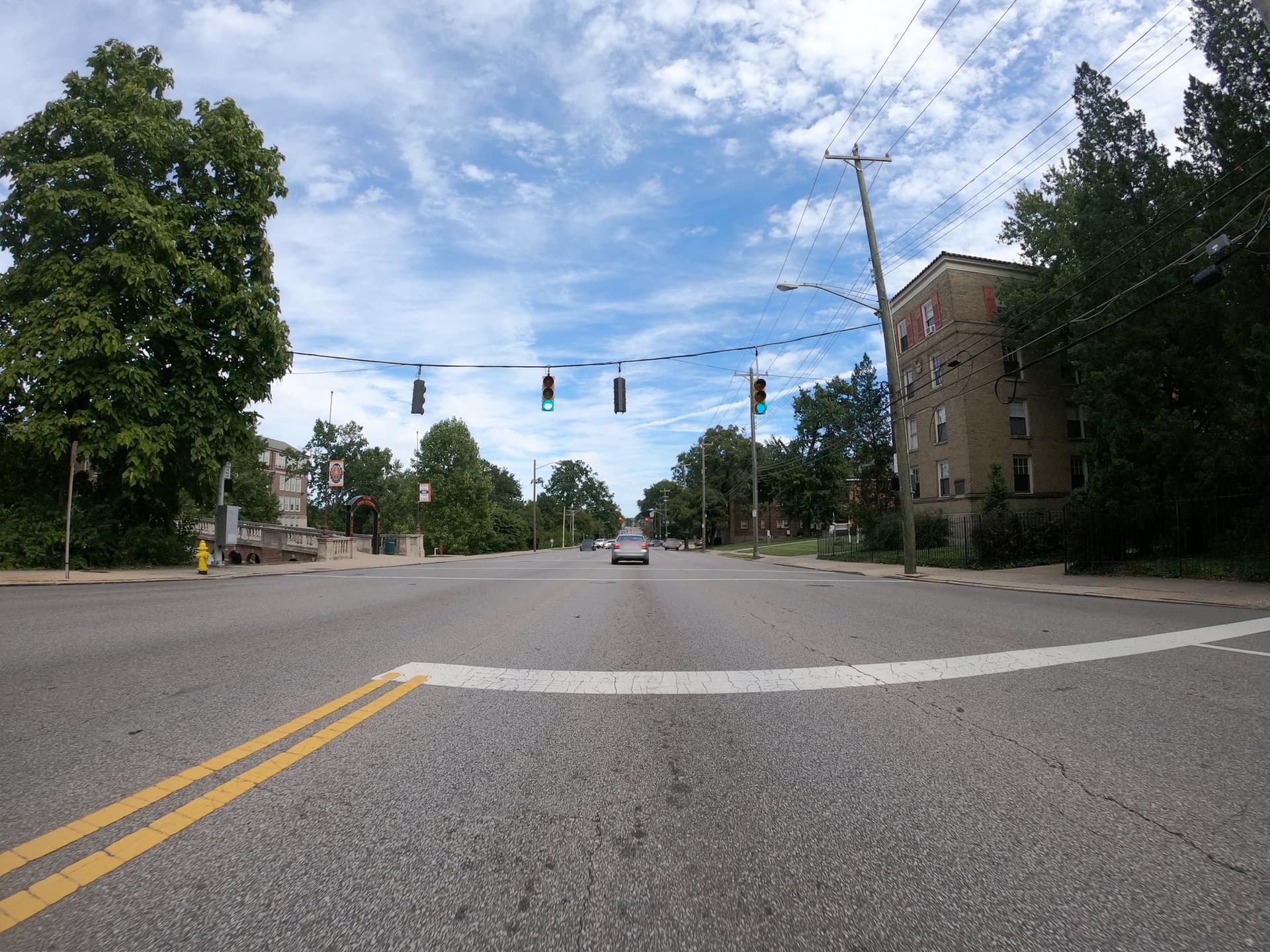 Madison Road, Cincinnati, Ohio (© realadamp, CC BY-SA 4.0)